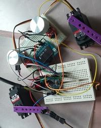 Prosty tester serw z wyświetlaczem.