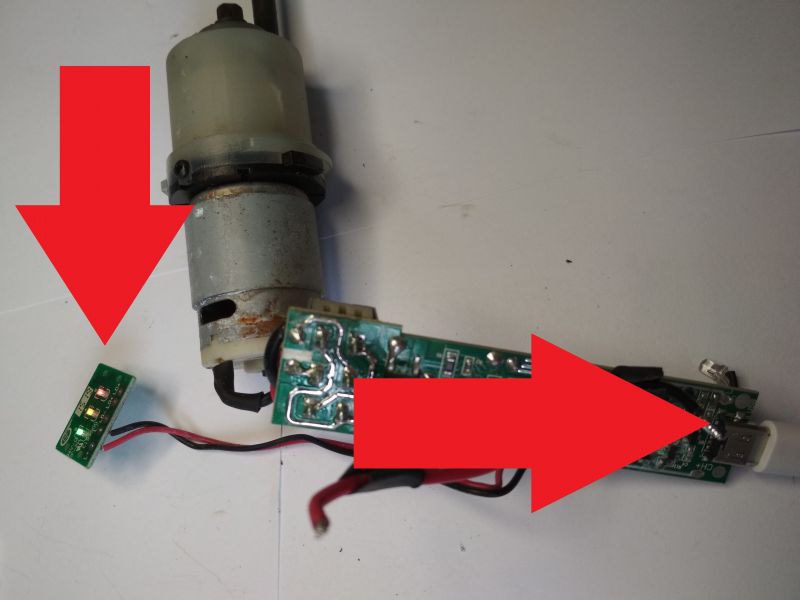 Wkrętarka Parkside Rapidfire 2.1 - sygnalizuje naładowanie ale nie działa, naprawa