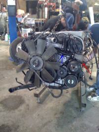 Mercedes CL 600 1995 rok. Wlew oleju