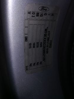 Gdzie znaleźć symbol lakieru w Ford C Max 1.6 diesel 2009?