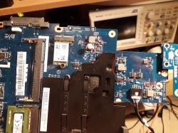 Lenovo B50-30 nie uruchamia się po wymianie rezystora - zalanie i dym z wtyczki
