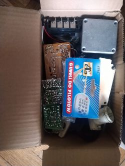 Anonimowe elektro-chomiki + konkurs(-y)