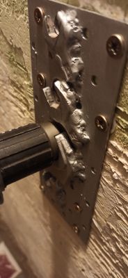 Domowy przyrząd do odkręcania wolnobiegu Shimano oraz serwisowania kaset.