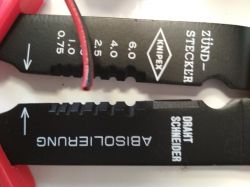 Wielofunkcyjne szczypce Knipex 9721215B, recenzja Wielofunkcyjne szczypce Knipex 9721215B, recenzja