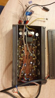 - Jak podłączyć wzmacniacz samochodowy Panasonic CY-B100