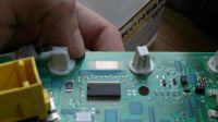 Peugeot 206 - Mileage display, how to replace (re-solder) the tape?