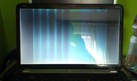 HP Pavilion DV7-6b40ew, pasy na ekranie (na zewnętrznym monitorze ok)