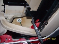 Scania 430 2015 - Where can I find the cable for the CB antenna