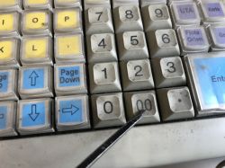 Stare programowalne klawiatury sklepowe PS/2 Gigatek KB128A i KB980 Stare programowalne klawiatury sklepowe PS/2 Gigatek KB128A i KB980
