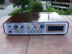 Generator funkcyjny serwisowy DDS Generator funkcyjny serwisowy DDS
