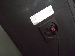 VW Golf 4: Jak podłączyć głośniki Sony MHC-4800 i telefon bez AUX?