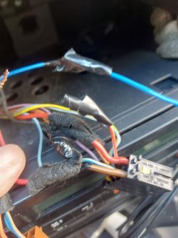 Mam problem z podlaczeniem radia w volkswagen sharan