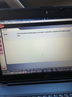 VW Polo: Świecąca kontrolka ABS i mrugająca od ręcznego - co robić?