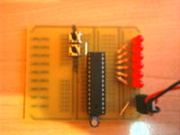 Odtworzenie schematu ze zdjęcia: Lampka rowerowa LED