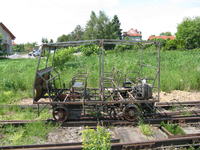 Instalacja elektryczna drezyny turystycznej z silnikiem Fiata 126 - schemat i pytania