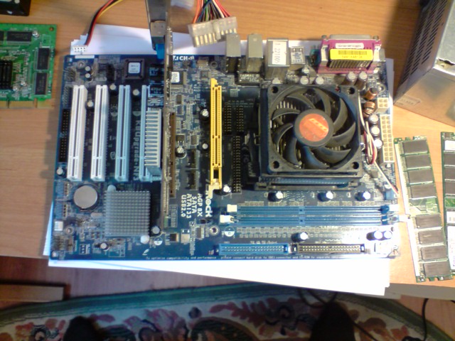 asroock- płyta głowna sie nie włącza - elektroda.pl