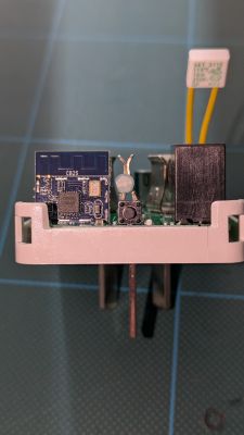 Interior of Smart Plug with CB2S Module Interior of Akai Energy Smart plug with CB2S module.