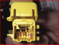 Błąd N131 Airbag w Seat Leon 1 - Poduszka pasażera czy deska? Jak sprawdzić?