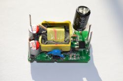 Przetwornica 230VAC/5VDC 5W do montażu na PCB Hi-Link HLK-5M05 - test Przetwornica 230VAC/5VDC 5W do montażu na PCB Hi-Link HLK-5M05 - test