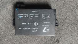 Czarny moduł elektryczny Erich Jaeger z nadrukowanym schematem pinów i oznaczeniem 321141