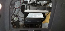 Audi A6 C6: Podłączenie AUX do zmieniarki CD z systemem BOSE bez konwerterów