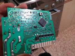 Ariston LSE620TIX(EU)/B - przerywa mycie w losowym momencie.