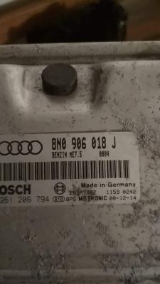 Opis pinów wtyczek Audi S3 1.8T AMK i sterownika Motronic ME7.5