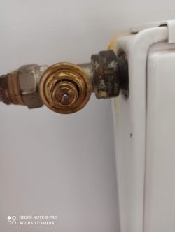 Uszkodzona głowica termostatu: Zawór niestandardowy M30x1.2-1.3 - jak dobrać pasującą głowicę?