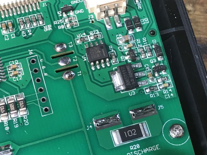 Inside the BSIDE ESR02 Pro Tester Close-up of the BSIDE ESR02 Pro component tester's interior with visible electronic components.
