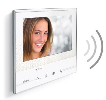 Classe 300X13E: Wideodomofon Smart Wi-Fi od Legrand