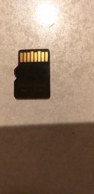 Karta micro SD 32Gb niewykrywana przez urządzenia - jak odzyskać dane?