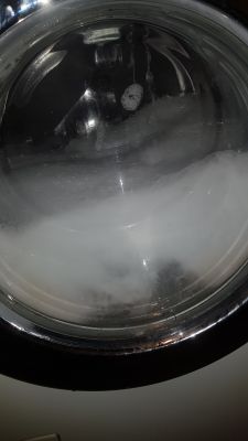 Miele AURIN W3732 - gdzie znaleźć fartuch lub usunąć osad?
