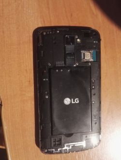 Lg K10 Lte K420N - Brak ekranu telefon się włącza. Potrzebne pliki z telefonu