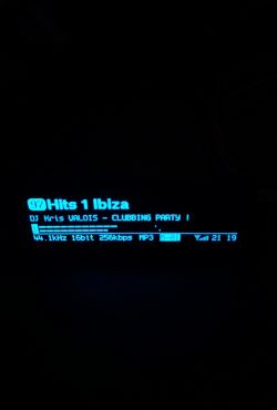 Player screen displaying “Clubbing Party” by DJ Kris VALOIS on Hits 1 Ibiza playlist