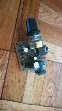 Jak podłączyć mikrofon do Atmegi przez wzmacniacz PAM8403?