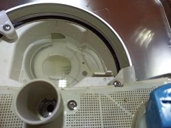 Siemens SF 24231/02 - nie może skończyć programu i cały czas pracuje pompa