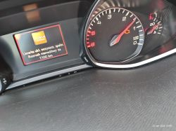 Peugeot 308 T9 2019 - kontrolka AdBlue po dolaniu 5 l, choć komputer nie wołał?