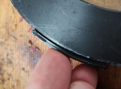 Print-experiment - repairing a workshop light, replacing a metal component