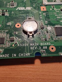 Płyta główna laptopa Asus X53S z baterią CMOS.