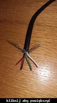 Naprawa wyrwanego portu USB w radiu ciągnika - czy to możliwe?