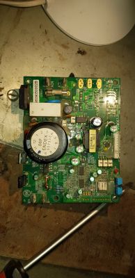 Bieżnia BH Fitness Galileo pod obciążeniem zatrzymuje się.