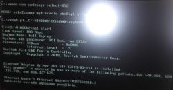 Start systemu z błędnymi polskimi znakami w DOS-ie Ekran startowy DOS z komunikatami sterownika i błędnie wyświetlanymi polskimi znakami