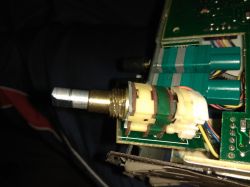 - Potencjometr - dość dziwnej konstrukcji co zrobić/Audi Beta CC Blaupunkt