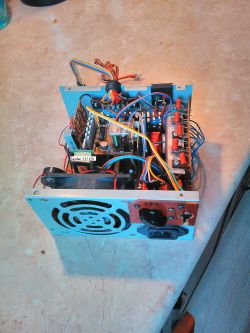 Universal Li-ion charger with ATX power supply Universal Li-ion charger with ATX power supply
