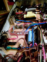 600 W = FPA 461x Czyli 4-ry w jednym, albo improwizacja. 600 W = FPA 461x Czyli 4-ry w jednym, albo improwizacja.
