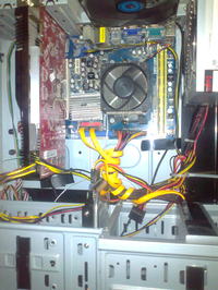 Jak podłączyć dwa stare wentylatory do PC jako dodatkowe chłodzenie?