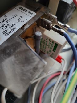 Kuchnia Amica HK2200 - Zapytanie o przekaźniki na panelu zegara