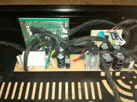 Ma³y wzmacniacz stereo 2x30W w klasie AB. Ma³y wzmacniacz stereo 2x30W w klasie AB.