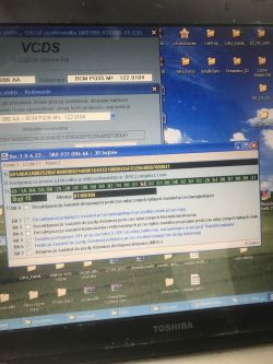 VW Caddy IV - Jak aktywować postojowe i LEDy po montażu bi-xenon?