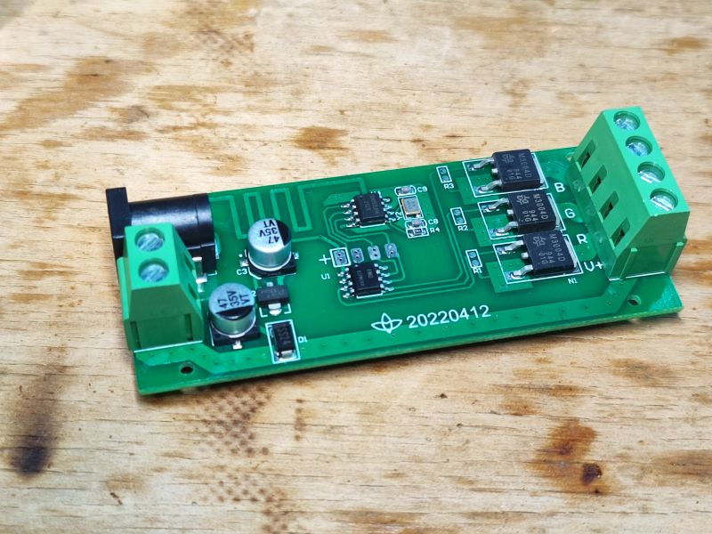 RGB RGB LED strip 18A 216W driver EC79777 EC Light - interior, standby current consumption RGB RGB LED strip 18A 216W driver EC79777 EC Light - interior, standby current consumption